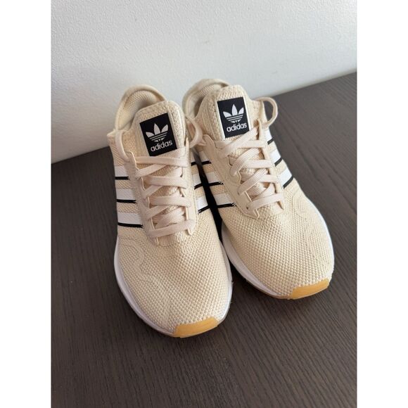 Adidas Swift Run X Women's Shoes Pink White Black Athletic Sneakers 5.5 - Picture 3 of 7